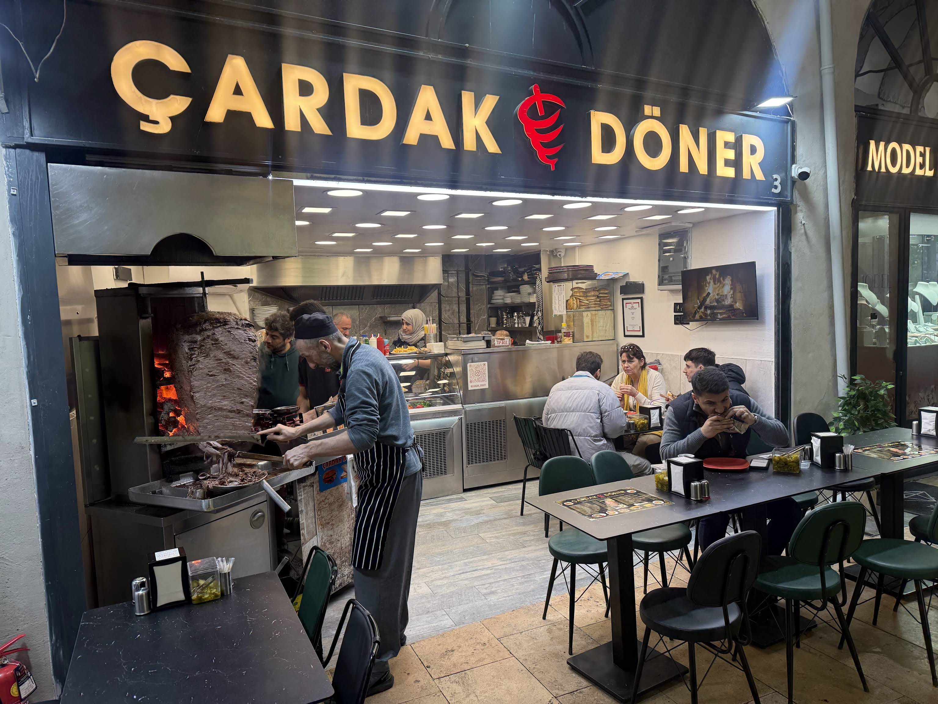 Çardak Döner